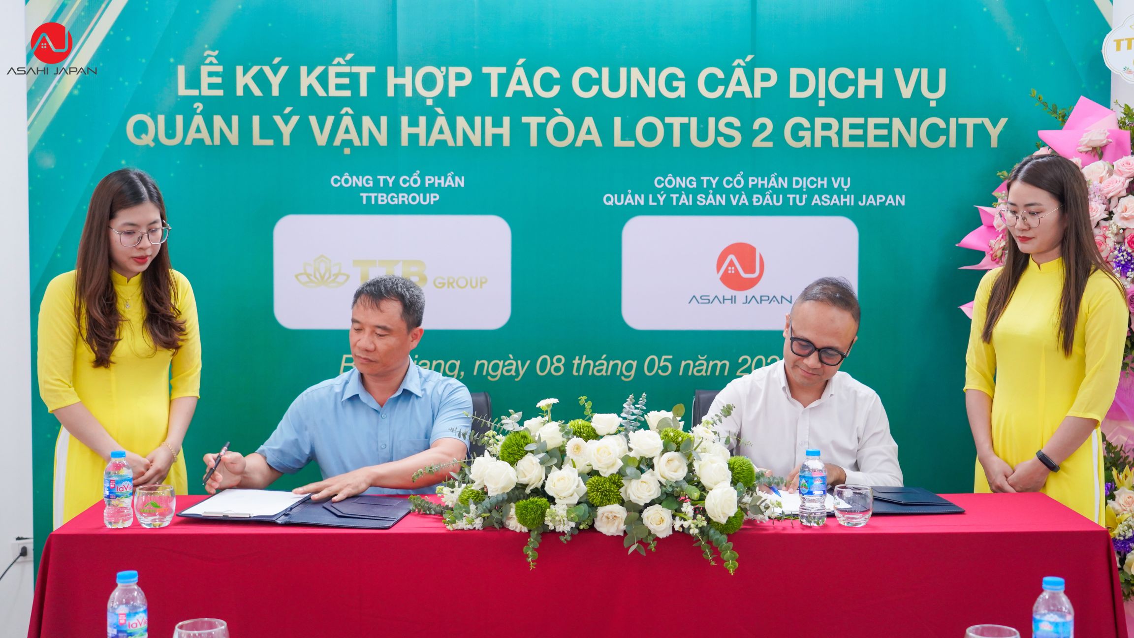 Lễ ký kết cung cấp dịch vụ Quản lý vận hành tòa Lotus GreenCity giữa TTBGroup và Asahi Japan 10 2