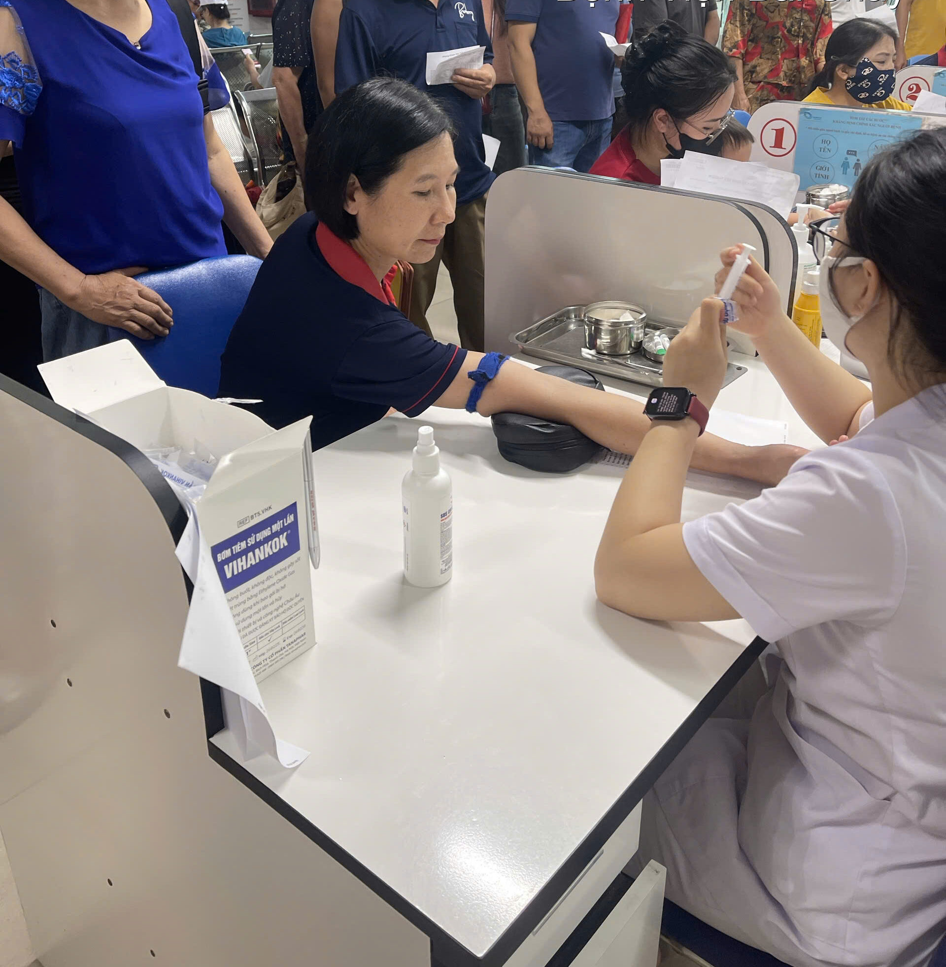 Hoạt động khám sức khỏe định kỳ năm 2025 - Gắn kết từ sự quan tâm 9 z6805817544782 725cfdcc44cc72cfa576ac9d01e20b44 e1752750944102