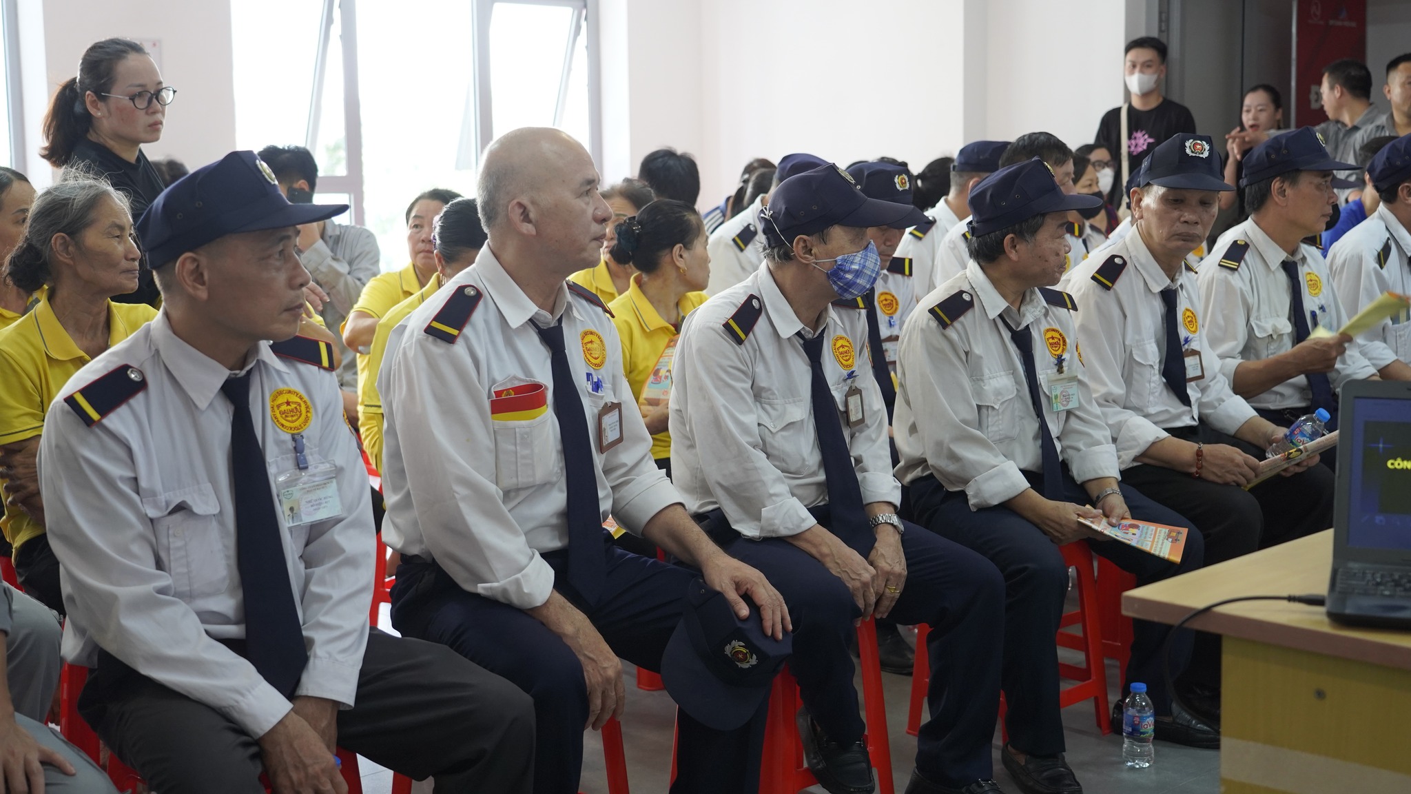Tập huấn phòng cháy chữa cháy tại Imperial Plaza - Hà Nội 27 545512844 1243140527614042 6665138405670956013 n